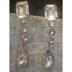 Vtg  Gold Tone Clear Crystal 3.5 Inches  Long Teardrop Dangle Clip On Earrings
